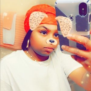 Meet your Posher, Nellie